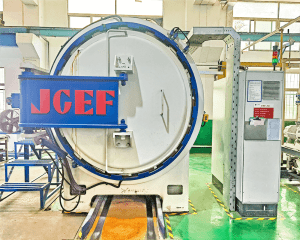 Horizontal vacuum atmosphere protection tempering furnace