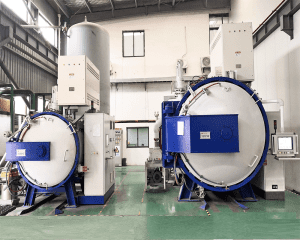 Large vacuum furnaces